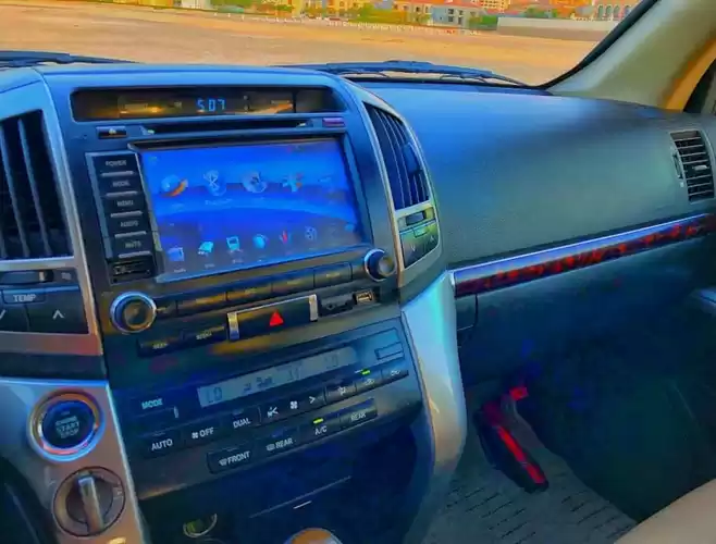استفاده شده Toyota Land Cruiser برای فروش که در دوحه #5353 - 1  image 